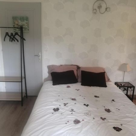 Le Petit Nid Hotel Égletons Екстериор снимка