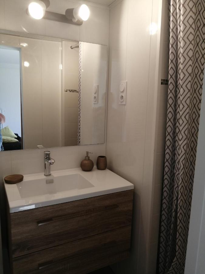 Le Petit Nid Hotel Égletons Екстериор снимка